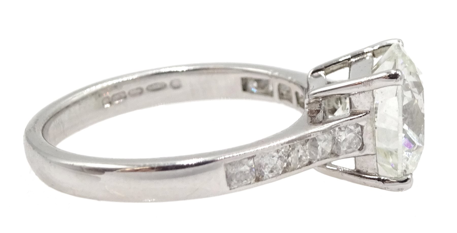18ct white gold single stone diamond ring, with diamond set shoulders ...