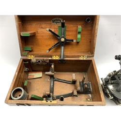 Cooke, Troughton and Simms theodolite No. VO12577 with grey lacquered finish in original box