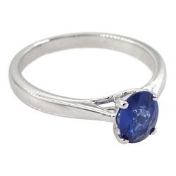 18ct white gold single stone oval sapphire ring, hallmarked, sapphire approx 0.80 carat