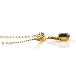 9ct gold flower design garnet pendant necklace