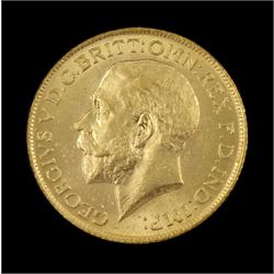 King George V 1914 gold full sovereign coin, with London Mint Office certificate and case