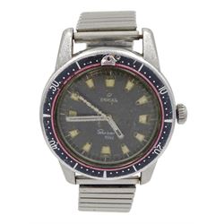 Enicar Sherpa Dive gentleman's automatic stainless steel wristwatch, on expanding link bracelet