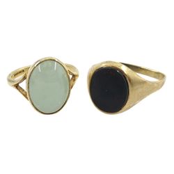 Gold bloodstone signet ring and a gold oval cabochon jade ring, both hallmarked 9ct