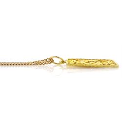 16ct gold dragon pendant, on 9ct gold link necklace