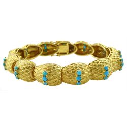 18ct gold turquoise bracelet, each textured link set with three cabochon turquoise stones, stamped