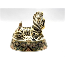 Royal Crown Derby 'Zebra' paperweight with gold stopper 