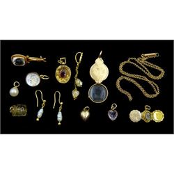 Collection of 19th century and later gold mounted jewellery including magnifying glass pendant, intaglio inscribed 2nd John 1.5, 18ct pearl pendant and similar earrings, 9ct necklace