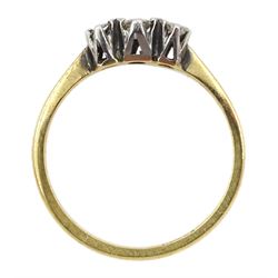 Early-mid 20th century three stone diamond ring, stamped 18ct Plat, total diamond weight approx 0.20 carat