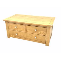 Contemporary light oak TV stand, fitted with two short and one long drawer W110cm