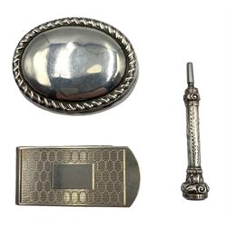 Modern engraved silver money clip, engraved silver pencil Birmingham 1902 and a Victorian silver oval pill box (3)