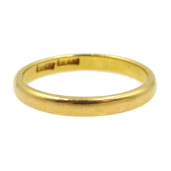  Gold wedding band stamped 22ct, approx 3.4gm  