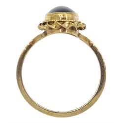 9ct gold single stone cabochon garnet ring, with rope twist surround, hallmarked