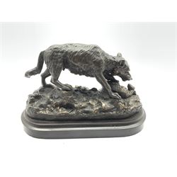 Patinated bronze study of a Wolf Hunting scene on stepped marble plinth, L20cm