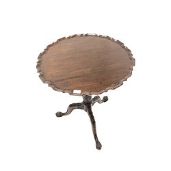 Georgian Irish mahogany bird cage action occasional table, the circular top with pie crust edge over turned and acanthus leaf carved column leading to three splayed supports with ball and claw feet, D61cm, H72cm