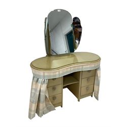 Mid-20th century kidney shaped kneehole twin pedestal dressing table, fitted with triptych mirror and six drawers flanking central shelf, enclosed by a pleated fabric apron