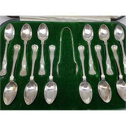 Set of twelve Kings pattern silver teaspoons and tongs in fitted case Sheffield 1912 Maker Mappin and Webb