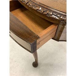 20th century Queen Anne style burr walnut serpentine bow front console table, the cross banded top with floral moulded edge over single frieze drawer, raised on leaf carved cabriole supports W101cm