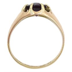 18ct gold single stone oval cut garnet ring, Birmingham 1940