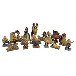 Disney Traditions 'Showcase Collection' Snow White and the Seven Dwarfs figures, unboxed (19)  
