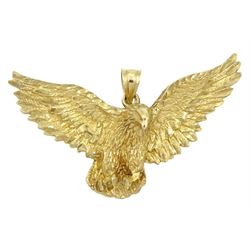 9ct gold eagle pendant, hallmarked