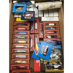 Modern diecast toy vehicles including Corgi 'James Bond 007 Goldfinger', three Jaguar Atlas Editions cars, various Corgi 'The Village Collection' vehicles, various matchbox vehicles from 'The Nigel Mansell Collection' and other similar items, most in original boxes