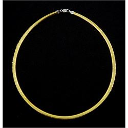 9ct yellow and white gold necklace, hallmarked, approx 11.85gm