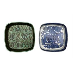 Two Royal Copenhagen Aluminia, Faience Baca Series square dishes, the green example designed by Niels Thorsson no. 712 and the other by Kari Christiansen no. 429, 17cm x 17cm (2)