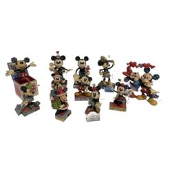 Disney Traditions 'Showcase Collection' Mickey & Minnie Mouse figures, unboxed (11)