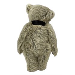 Steiff limited edition Armistice Centenary bear No.816/1918, black neck ribbon with medallion, boxed and with certificate