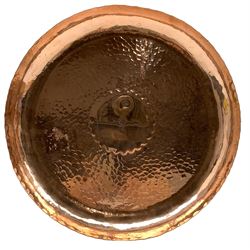 Newlyn copper tray, of circular form with scalloped rim and hammered surface, stamped D29cm 