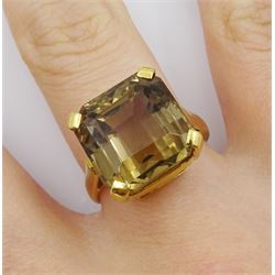 21ct gold square cut smoky quartz ring 