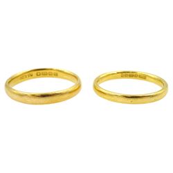 Two 22ct gold wedding bands, Birmingham 1931 and 1958 