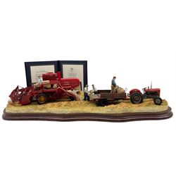 Border Fine Arts 'Bringing In the Harvest' by Ray Ayres model No. B0735, commemorative limited edition of 850 with certificate W64cm