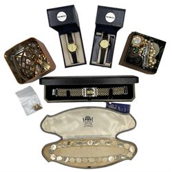 Swiss ingot stainless steel quartz wristwatch, the dial set with a Credit Suisse 1gm fine gold ingot, with certificate, 9ct gold jewellery oddments and other costume jewellery and watches