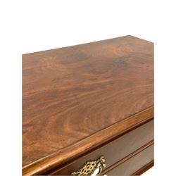 Georgian style mahogany chest of drawers, the rectangular top and moulded edge over four graduated drawers, raised on bracket supports