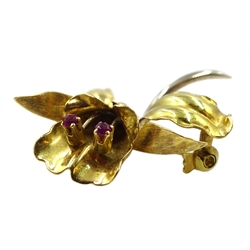 18ct gold two stone ruby flower brooch, hallmarked  