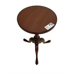 Arthur Brett & Sons - Georgian design mahogany wine table, circular top over ring turned pedestal, terminating in cabriole tripod base
Provenance: From the Estate of the late Dowager Lady St Oswald