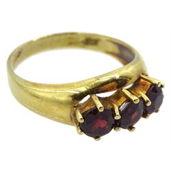 14ct gold three stone garnet ring