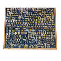 Leeds United football club - approximately six-hundred pin badges including player badges (Billy Bremner, Rio Ferdinand etc), charity badges, South Park, Ulster etc, on board