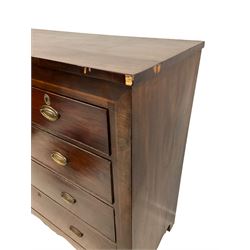 19th century mahogany straight-front chest, rectangular top, the front with crossbanding, fitted with two short and three long cockbeaded drawers with brass handles and escutcheons, on bracket feet