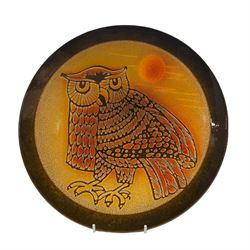 Poole pottery charger decorated with an Owl on orange ground, signed J. F. Williams D35cm 