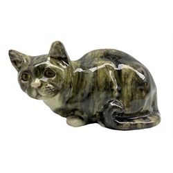 Winstanley model of a cat laying down, size 5, L30cm 