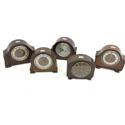 Smiths oak veneered mantel clock, with eight day chiming movement, (W26cm) and four other similar mantel clocks, 