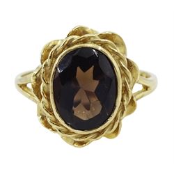 9ct gold singe stone smoky quartz ring, hallmarked