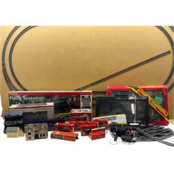 Hornby OO gauge 'Flying Scotsman' electric train set, boxed, Hornby goods train set, boxed, Bachmann Lord St Vincent locomotive and tender, boxed, Hornby power controller, accessories and track layout etc