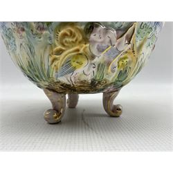 Capodimonte bowl and cover on feet with curved finial decorated with cherubs and gilt H14cm