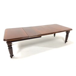 Victorian mahogany extending dining table with three leaves, raised on reeded supports and ceramic castors, 261cm x 112cm, H63cm