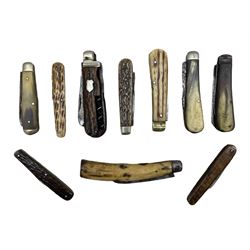 Horn and antler folding knives including Saynor, Cooke & Rydel pruning knife with antler grip, one marked 'Real Lamb Foot', Horseman's folding knife and others by J. Nowill & Sons, E.D. Kay etc 