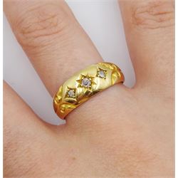 Edwardian 18ct gold gypsy set three stone diamond ring, Chester 1907