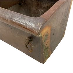Salt-glazed composite stone trough with division